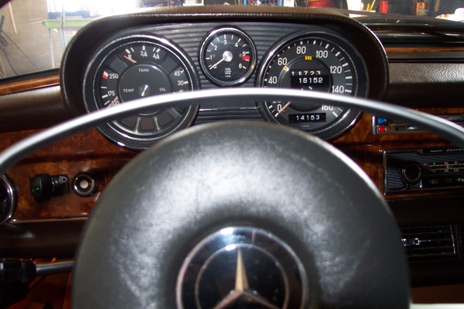 [Historique] La Mercedes 300 SEL 6.3 (W109) 1968-1972 Dcp_2110