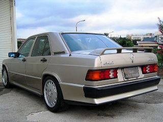 [Historique] La Mercedes 190E 2.5-16 (W201) 1988-1993  Img_1920