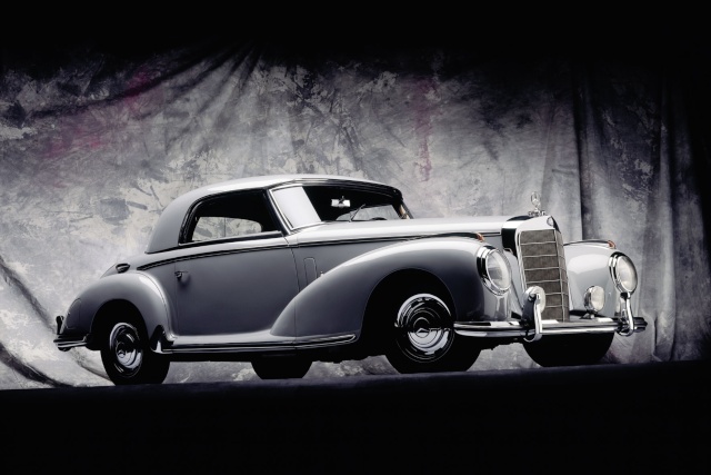 [Historique]  La 300-SL "Gullwing" / Cabriolet (W198) 1952-1963  Mbw18810