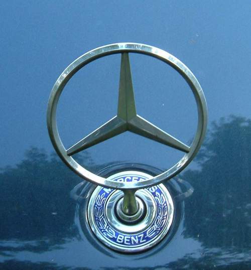 [Info] L'actualité Mercedes-Benz  - Page 3 Merc1107