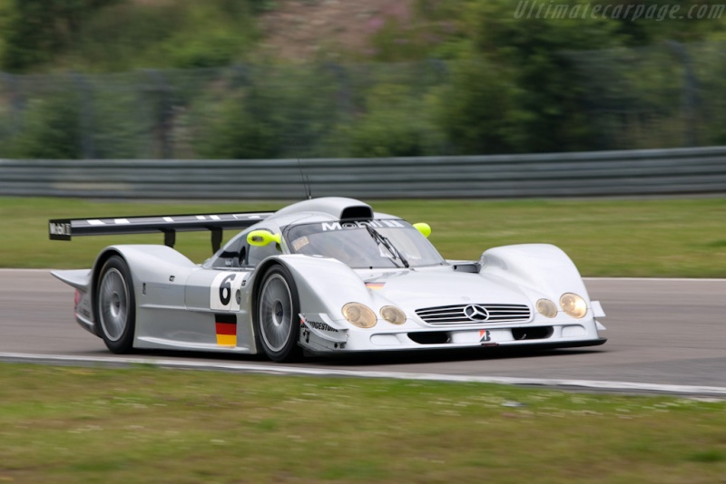 [Historique] La Mercedes CLR (Sport prototypes) 1999 Merc2280