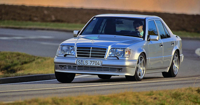 [Historique] La Mercedes 500E - E500 (W124) 1990-1995  S64sww10