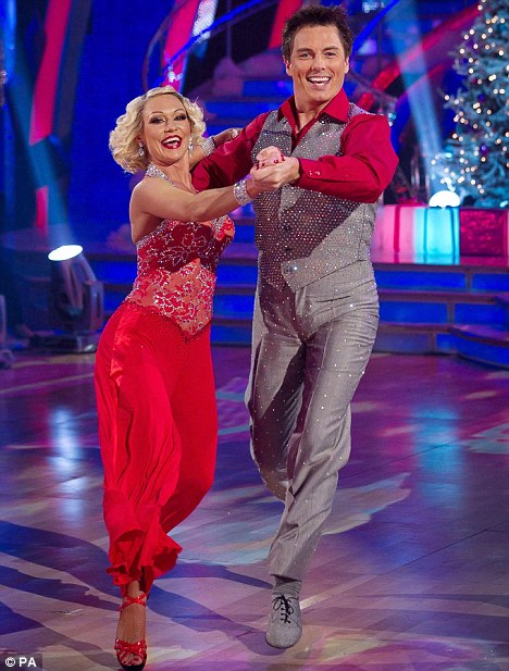 Strictly Come Dancing Christmas Special [25/12] + It Takes Two [26/11] - Page 3 Strict10