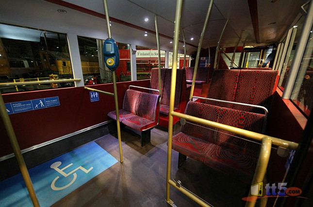 الباصات الجديدة في لندن 9o15