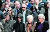 Miles de andorranos arroparon a las familias de Esteban Galve y Javier Benaque en el funeral  Entier10