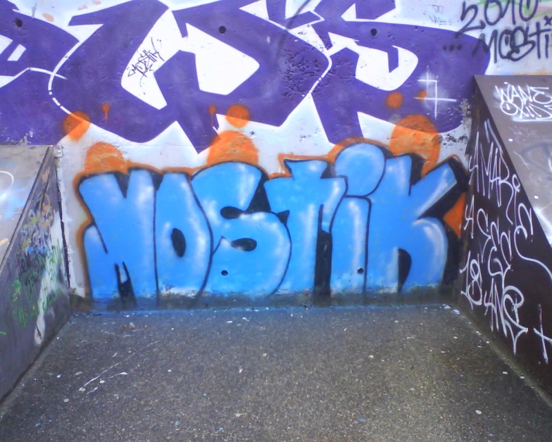 the 1rt wall of mostik ;-P Photo_12