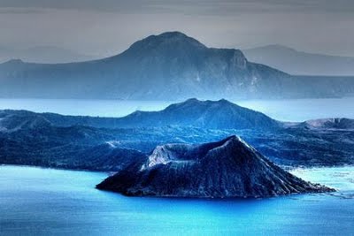 10 de junio 2010 - Cinco mil filipinos deberán abandonar hogares ante amenaza de volcán Taal110