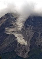 seguimiento de volcanes - SEGUIMIENTO MUNDIAL DE VOLCANES DÍA TRAS DÍA . - Página 15 Uuu10