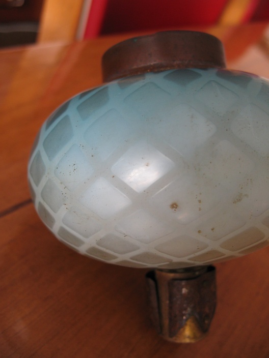 Une lampe à pétrole Img_7912