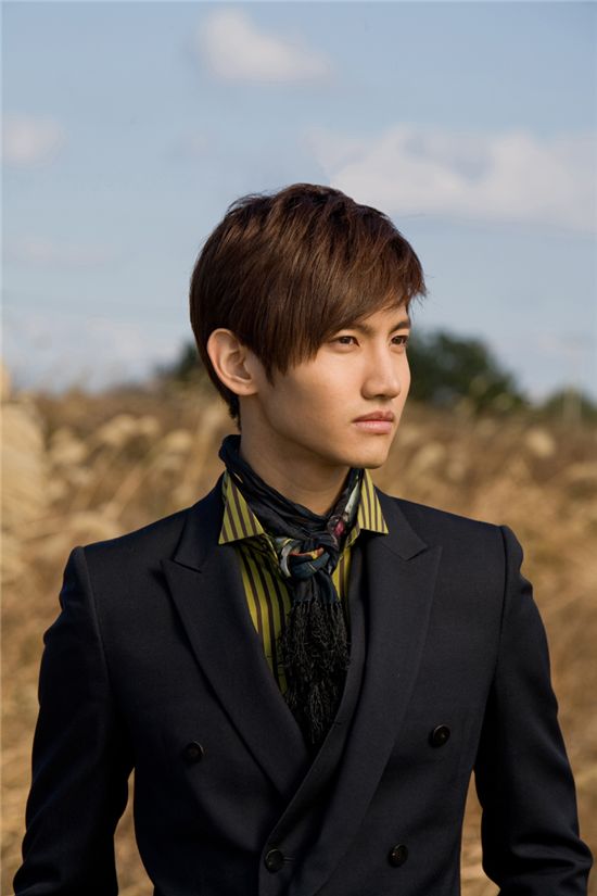 Changmin - en 'Paradise Meadow' parte 2 1300