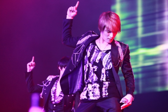 [Foto] Concierto JYJ World Tour - Tailandia parte 4 2036