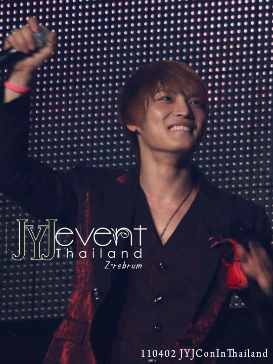 [Foto] Concierto JYJ Vuelta al Mundo - Tailandia parte 2 y 3 3020