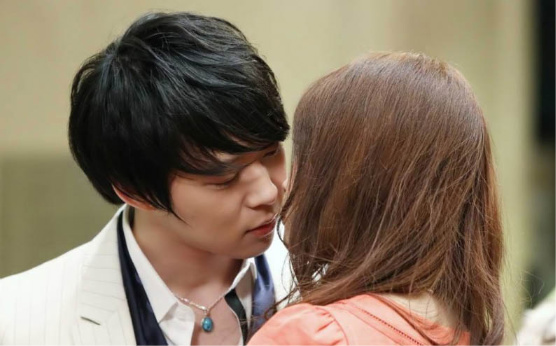 Beautiful Love (Park Yoochun) Kissss10