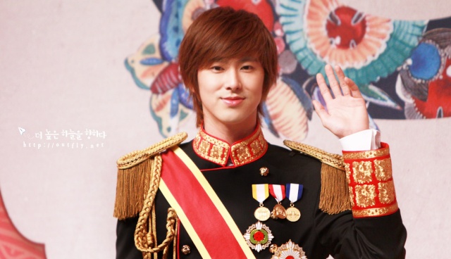 “Quero expresar mi propio estilo”- Yunho de Tohoshinki Prince10