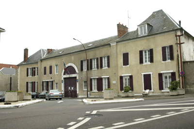 Etablissement Pénitentiaire - Maison Centrale / Poissy.