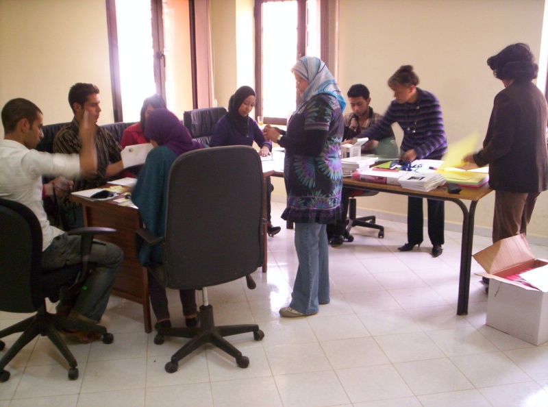 Association Marocaine des Enseignants de Français (AMEF) Organisent  en partenariat avec l’Université Moulay Ismaïl Un colloque  sous le thème : Enseignement du français : Approches innovantes 100_0412