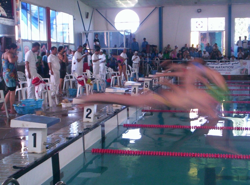 مكناس تحتضن للمرة الثانية على التوالي البطولة الوطنية الشتوية في السباحة مسبح 25 متر من 7 إلى 10 أبريل 2011 100_0612