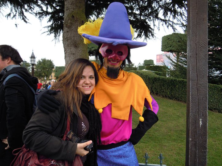 Photos avec les characters/personnages - Page 39 Clopin10