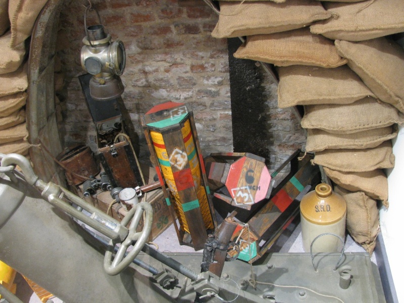 L'artisanat de tranchées du Beffroi d'Arras Img_1330