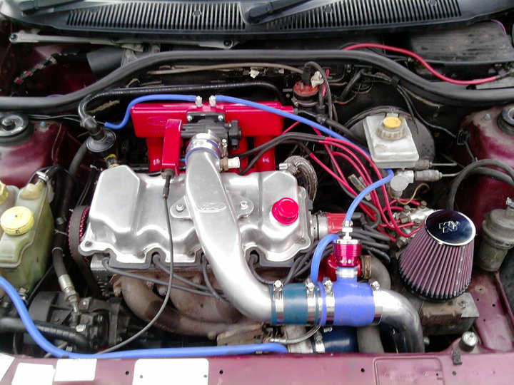 my engine bay :) Rs_eng18