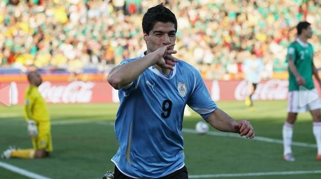 Uruguay 1-0 Mexico (3ème journée Coupe du monde 2010) Suarez10