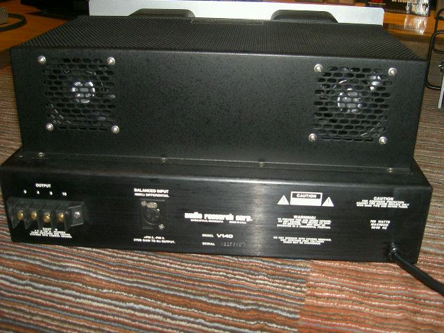 Audio Research V140 Mono Power Amps (Pair) SOLD Ar140b15