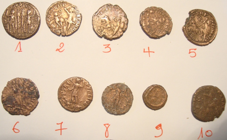 Divers monnaies de Constantin Consta15