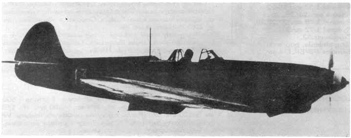 Photo du Yak-1b codé 13 en vol Yak1bn10