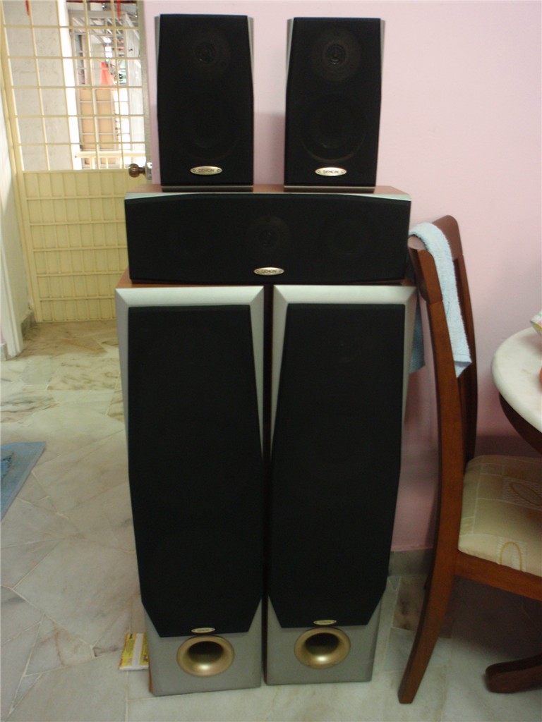 denon 1 sat speaker  P8151110
