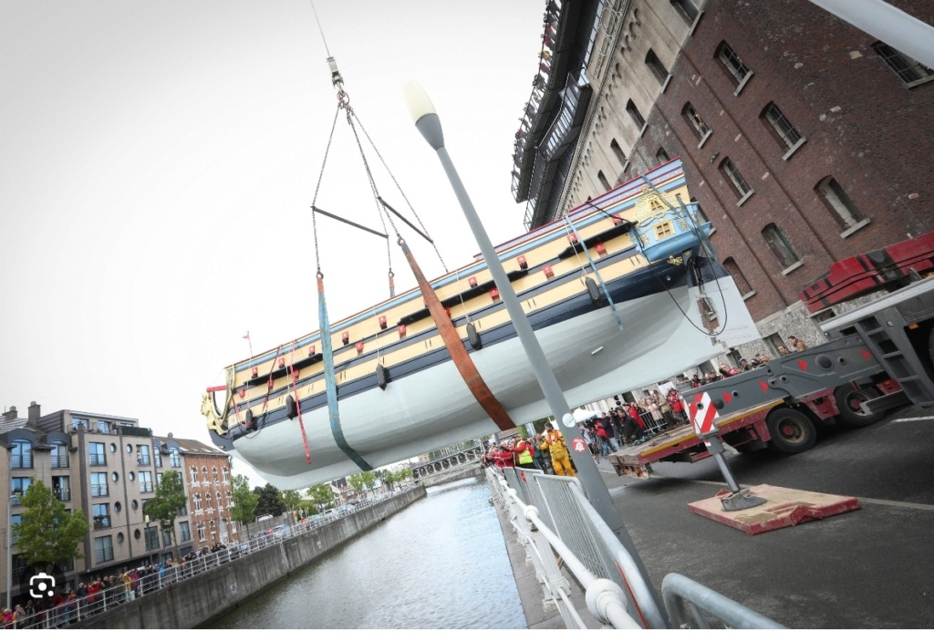 Construit au 1/4 par des passionnés à Bruxelles et nommé Licorne Screen31