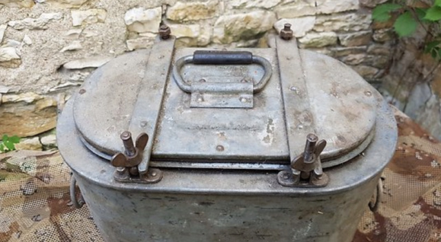 Caisse à identifier Captu194