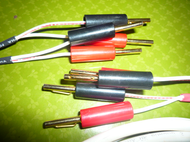 Chord company rumour 2 speaker Cable (New)  P1020916