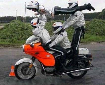 Pour sourire (un peu) - humour motard 1405910