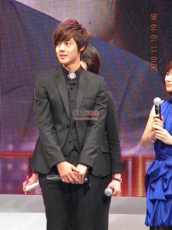 Event Update – KHJ @ Skyperfect Awards (Media/Fan Photos) 3710