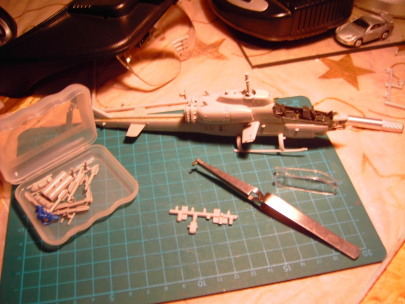 Super Cobra AH-1W 1-72 von Revell. Pict0316