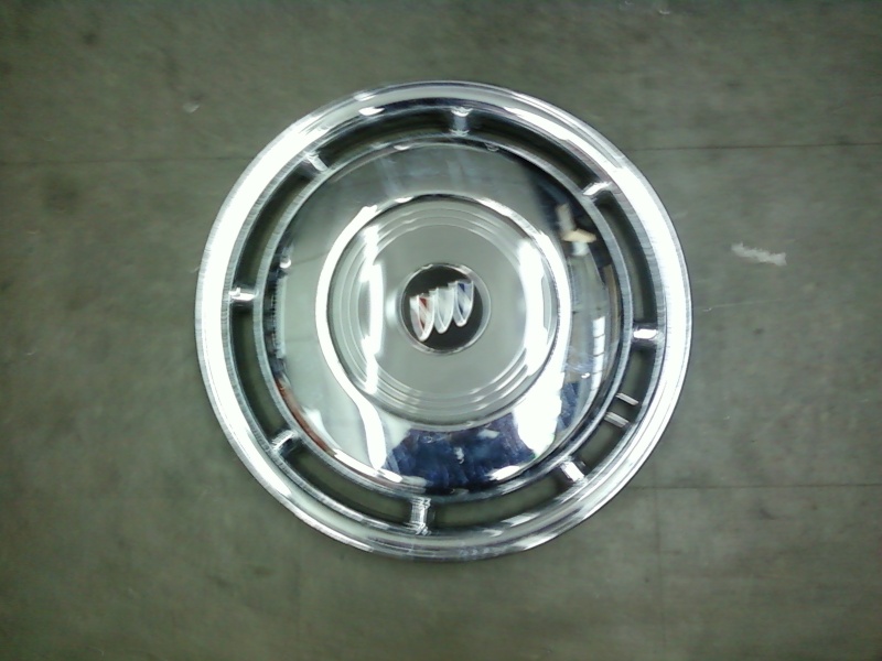 FULL SIZE BUICK HUB CAPS FOR SALE $20 Hubcap10