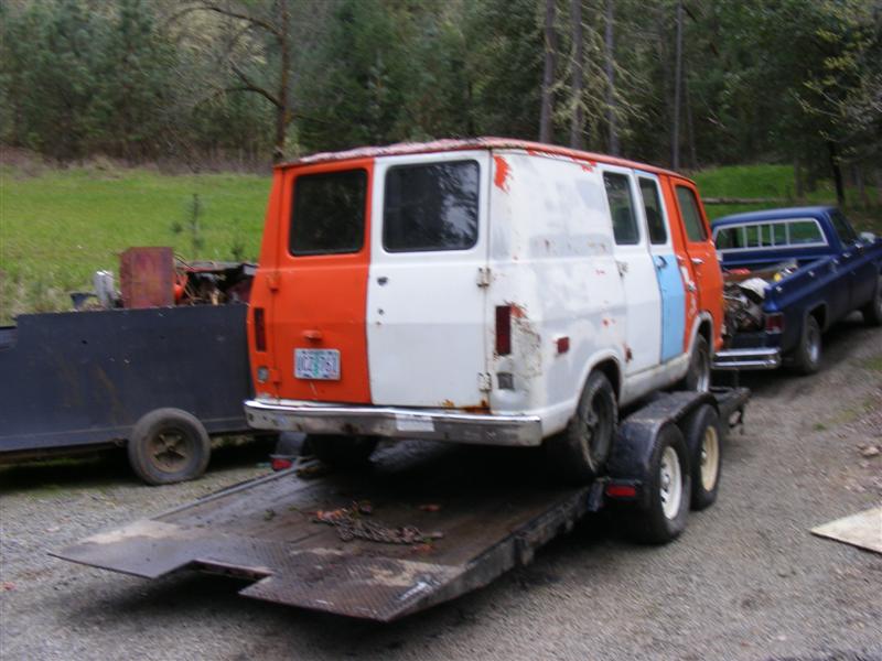 New guy looking at van for sale Dscf3015