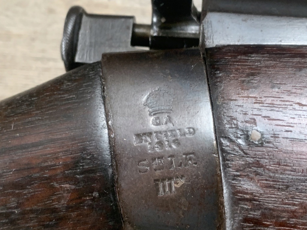 Le fusil Lee Enfield « Short Magazine » calibre 303 British 53052910