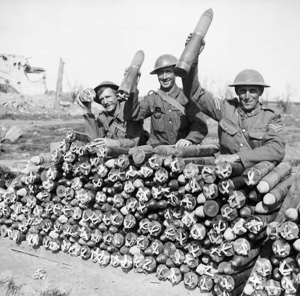En l'honneur du Corporal Thomas Arthur FRICKER du Royal ...