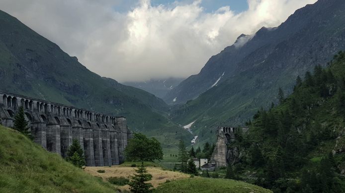 Pics of places that look like places from the films, or are just nice. [3] - Page 33 Mordor10