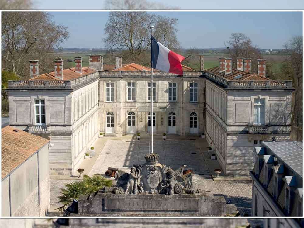 Chronique historique de la Maison du Roy (1671- 1774) Hotel_10