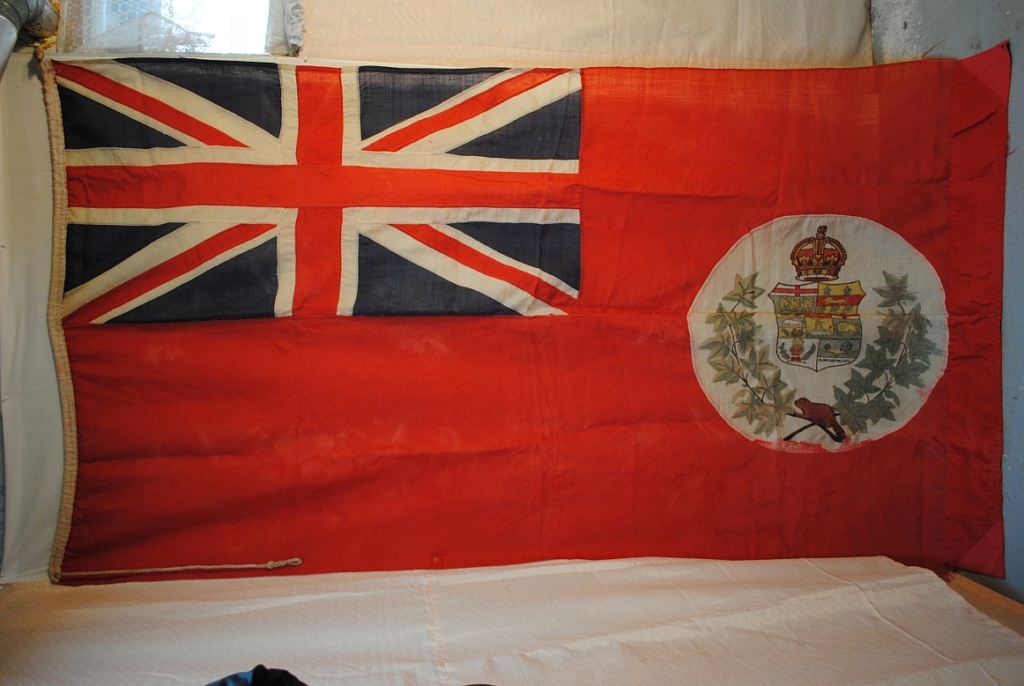 Old Red Ensign flag Canadi10