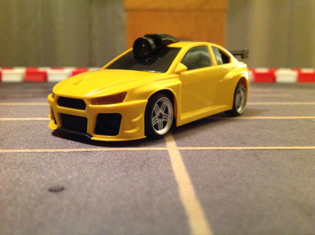 New forum drift racer 1/43 sur table Img_0710