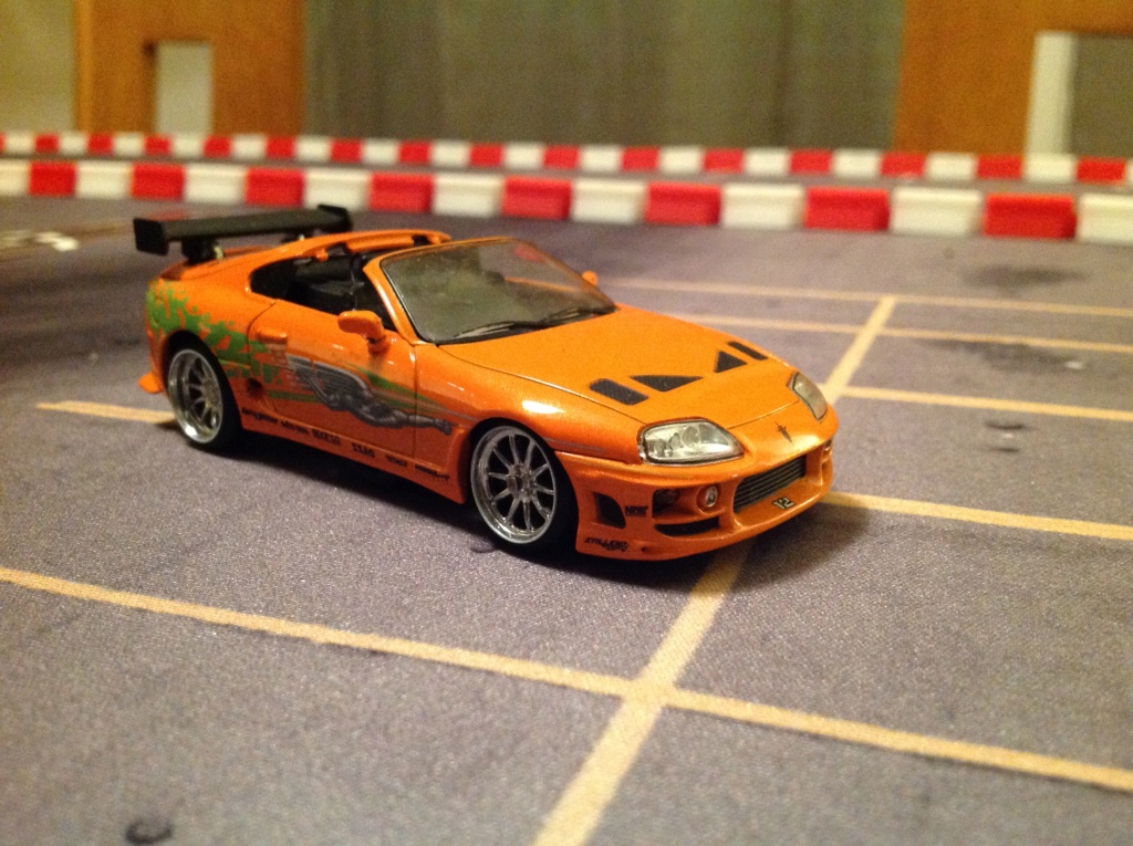 New forum drift racer 1/43 sur table Img_0712