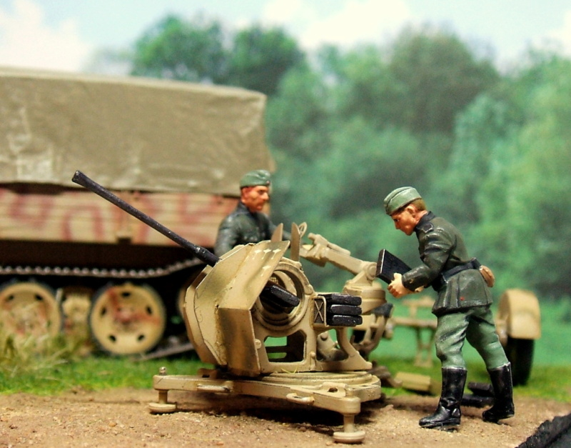 Quelques pièces d'artillerie en diorama 16_fla10