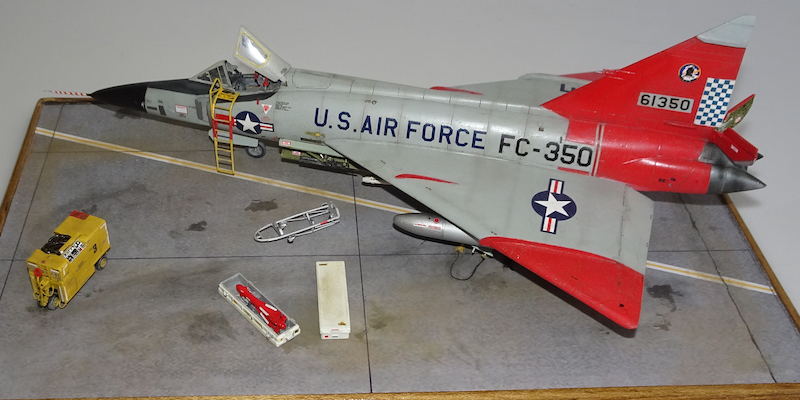 [Meng] 1/72 - Convair F-102A Delta Dagger: The Deuce F-102a18