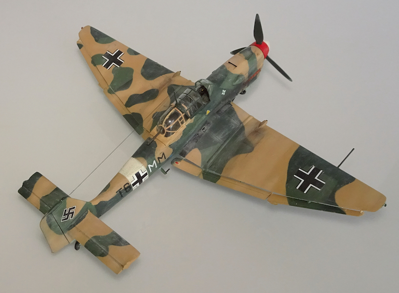 [Revell (Italeri)] 1/72 - Junkers Ju 87 B-2 Stuka Trop (restauré) Stuka310