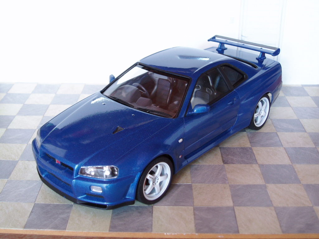 MT: Nissan Skyline GT-R R34 Tamiya 1/24 P4100011