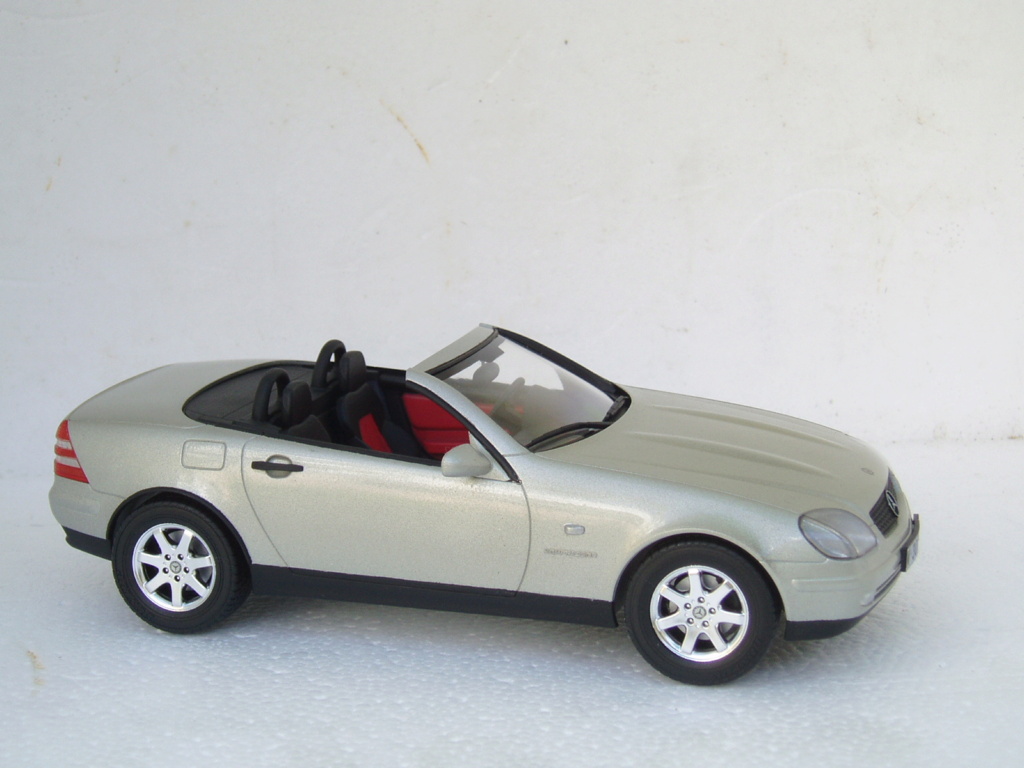 MT: Mercedes Benz 230 SLK 1/24 Tamiya Pb290210