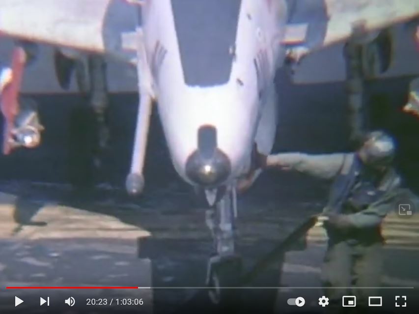 [Eduard (Hasegawa)] 1/48 - Douglas A-4E Skyhawk VA-72 "Blue-hawks" 1965   - Page 4 Va_16410